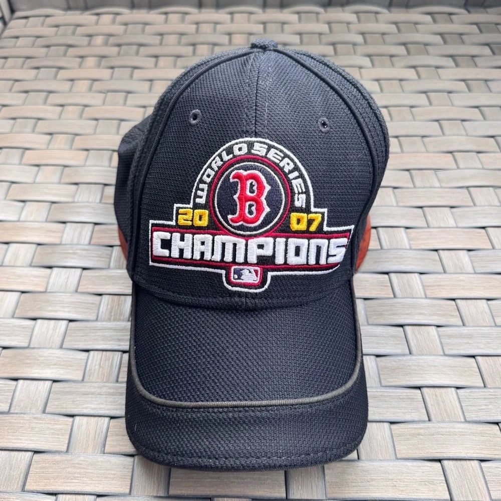 New Era Boston Red Sox World Series Champions 2007 Baseball Hat‎ Cap One Size